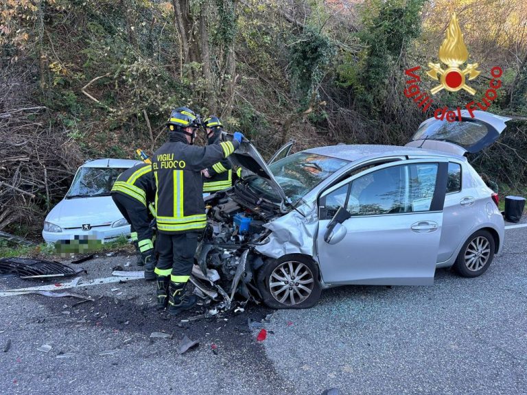 Brutto incidente ad Alzate Brianza, cinque feriti Erbanotizie