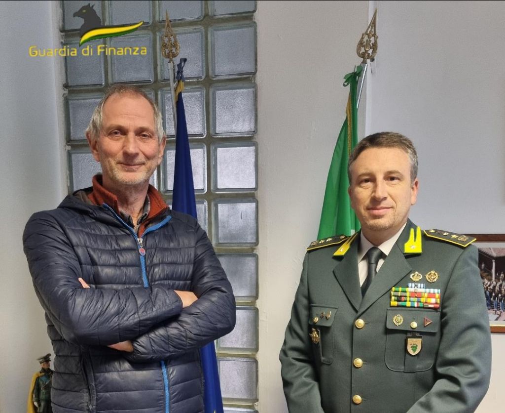 il Presidente dell’Autorità di Bacino, Luigi Lusardi e il Comandante del Reparto Operativo Aeronavale, Ten. Col. Paolo Zottola