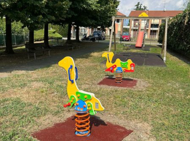 giochi parchetto molteno
