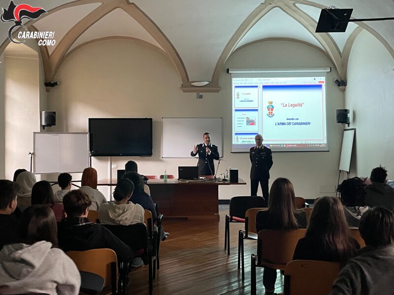 cultura-legalita-istituto-leonardo-da-vinci-como-carabinieri